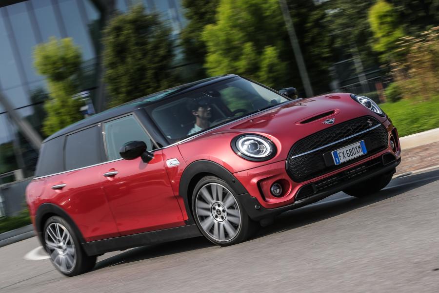  Mini Cooper SD Clubman (F54) 2019 года  (WW) (фото 17 из 42)
